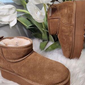 Bearpaw Retro Shorty Water Repellent Platform Boot (Women)New